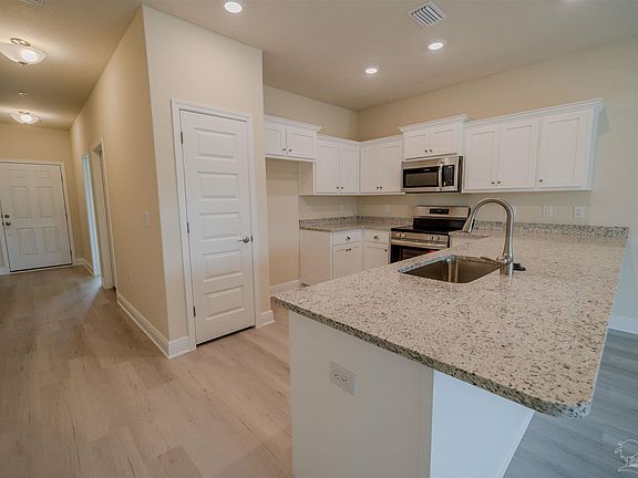 4th image of 6045 Brylex Ln #3B