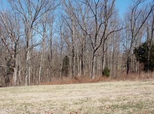 28 Kingsmill Dr, Fisherville, KY 40023