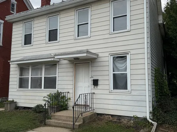 63 W Big Spring Ave, Newville, PA 17241