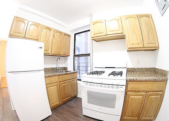 3rd image of 522 E 142nd St APT 2A