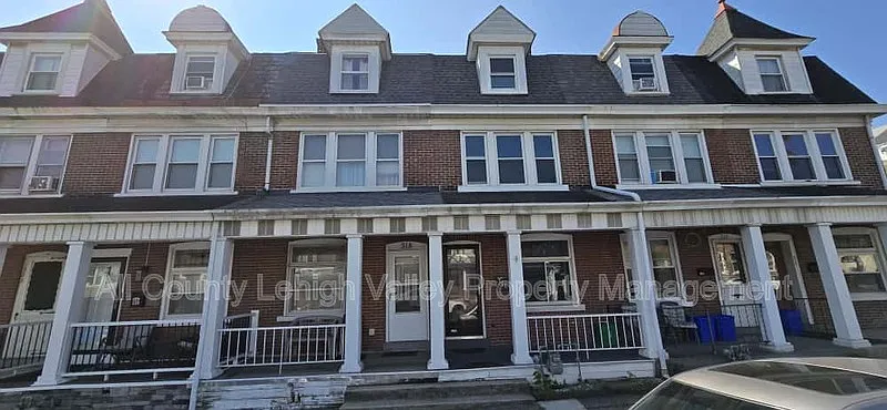 316 E Union Blvd