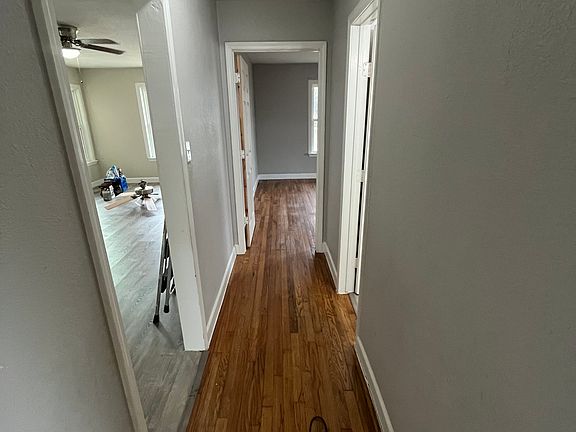 5th image of 3235 Bewley St #1
