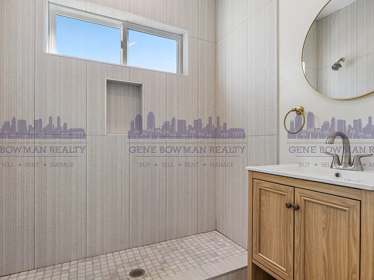 2413 Fleetwood St #101 — Photo 10
