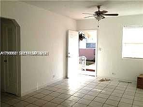 2nd image of 1903 Thomas St