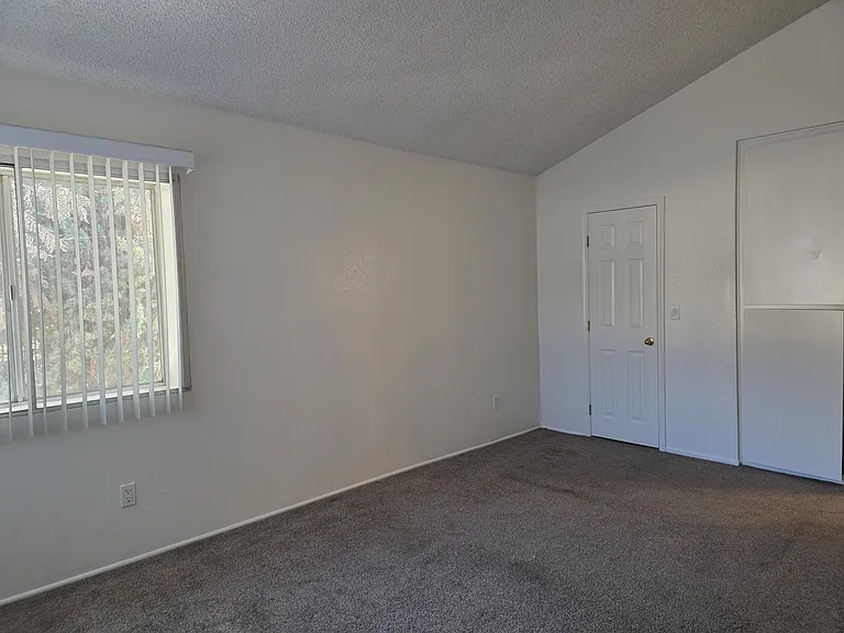 22485 De Soto St #22485 — Photo 10