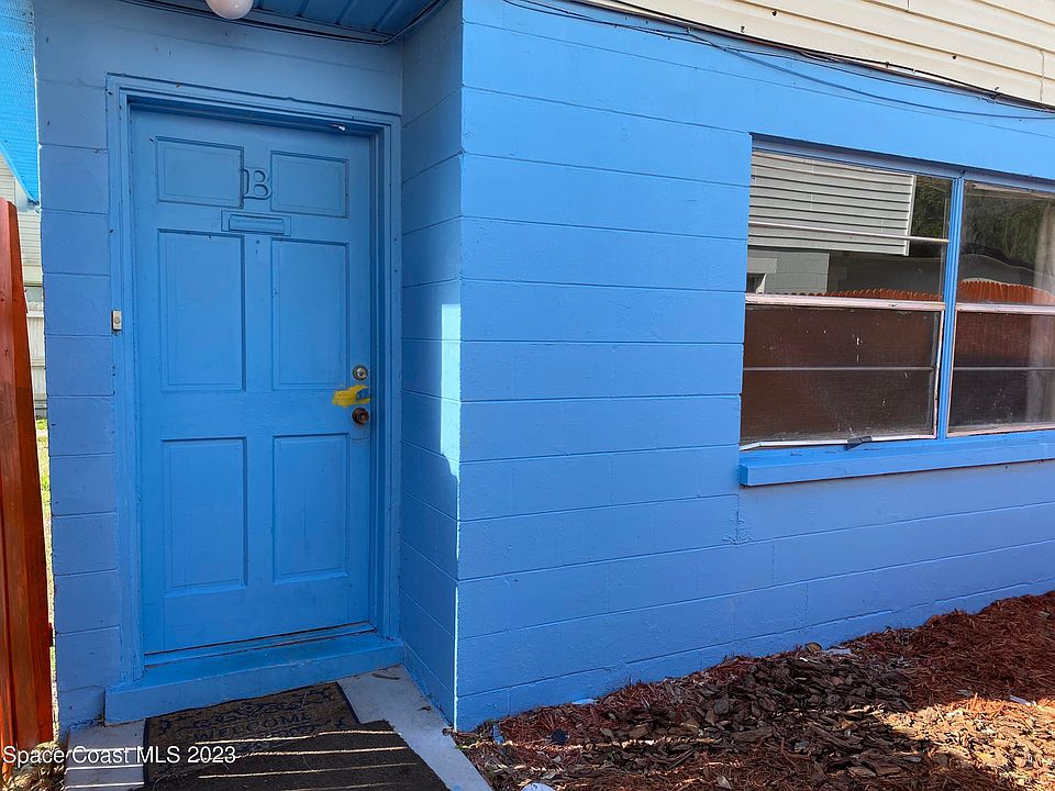 1st image of 1535 Violet Ave APT B