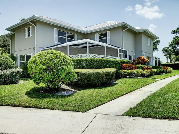 2871 SW Lakemont Pl, Palm City, FL 34990
