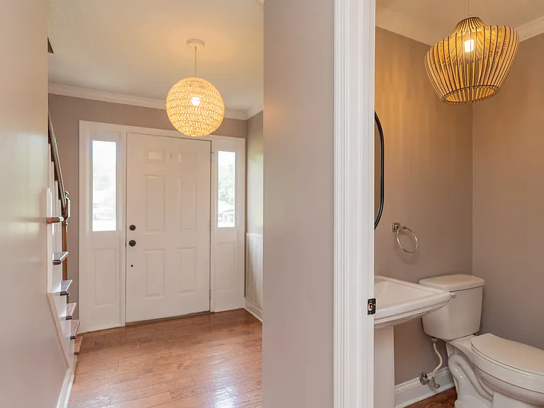 7830 Cove Ridge Dr — Photo 33