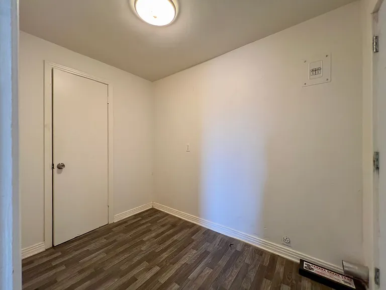 1717 Grant St — Photo 13