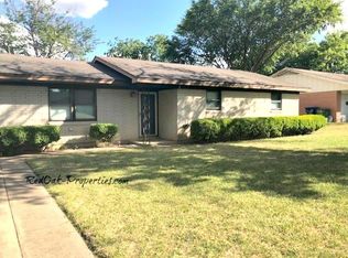 301 Sunset Blvd, Hewitt, TX 76643