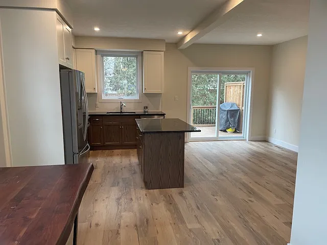 3 bed, 2.5 bath, 1800 sqft, $2,590 — Photo 2