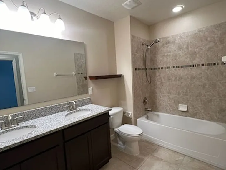 4528 Alligator Flag Cir — Photo 10