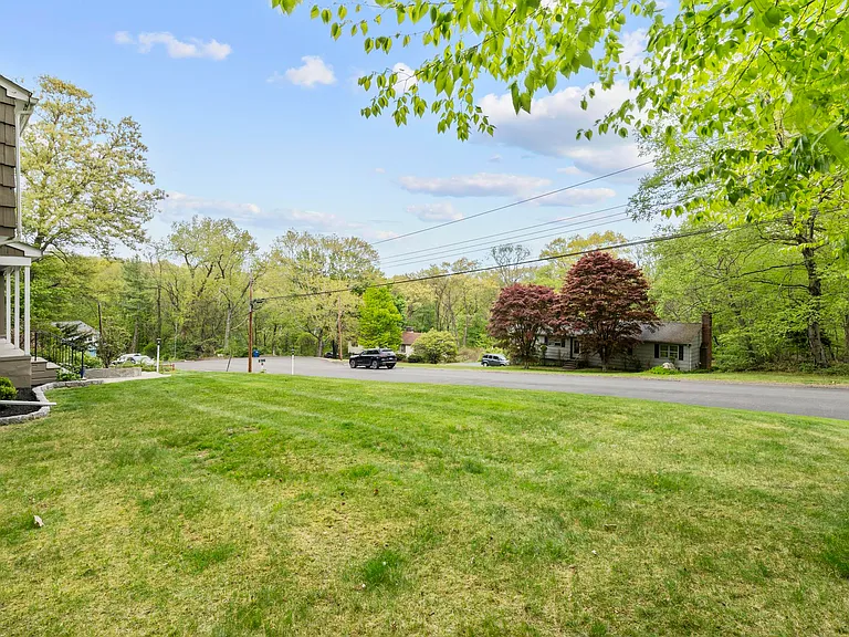 832 Quarter Mile Rd — Photo 38