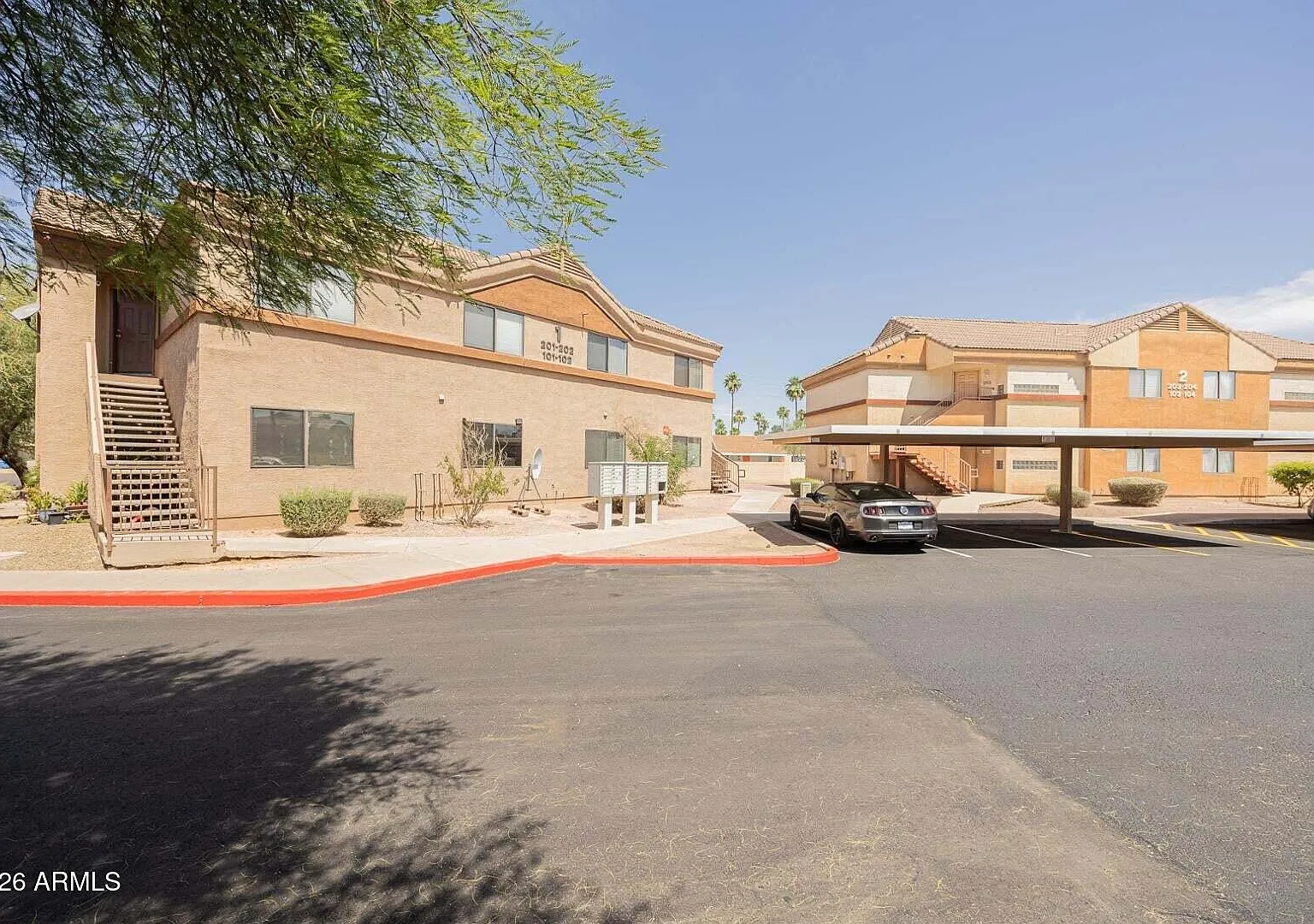 3 bed, 2.0 bath, 1050 sqft, $1,500 — Photo 1