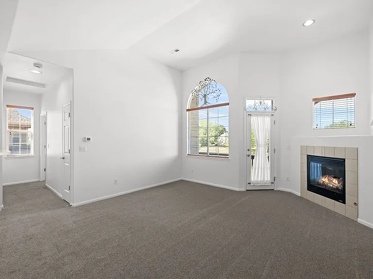 111 Granby Way #A — Photo 7