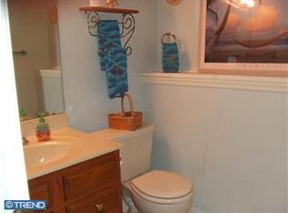 953 W Trenton Ave, Morrisville, PA 19067