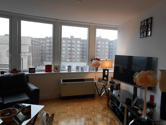 5th image of 9745 Queens Blvd APT 505