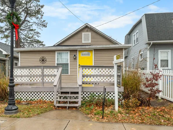 8714 Bayside Rd, Chesapeake Beach, MD 20732