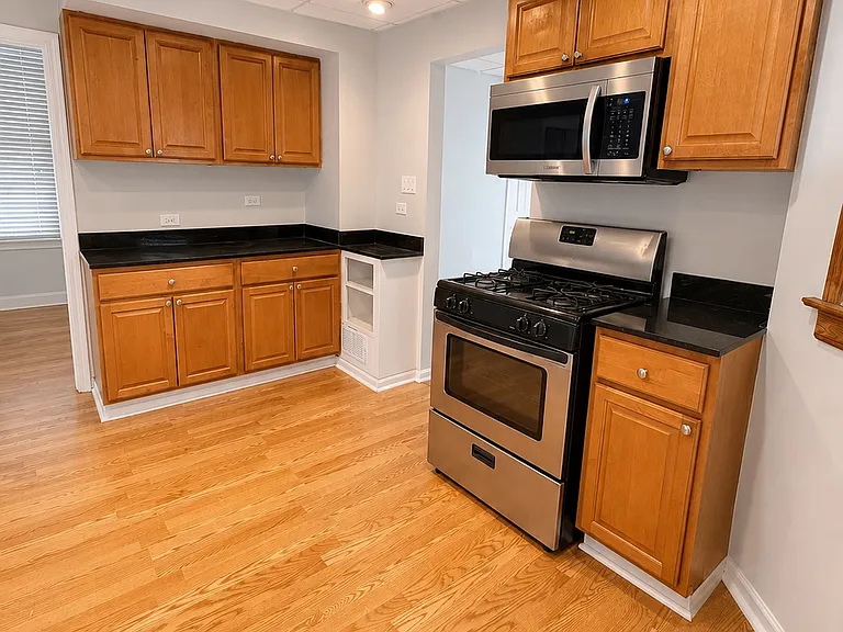 3108 N Saint Louis Ave #2 — Photo 12