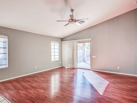 5th image of 3035 E Winged Foot Dr