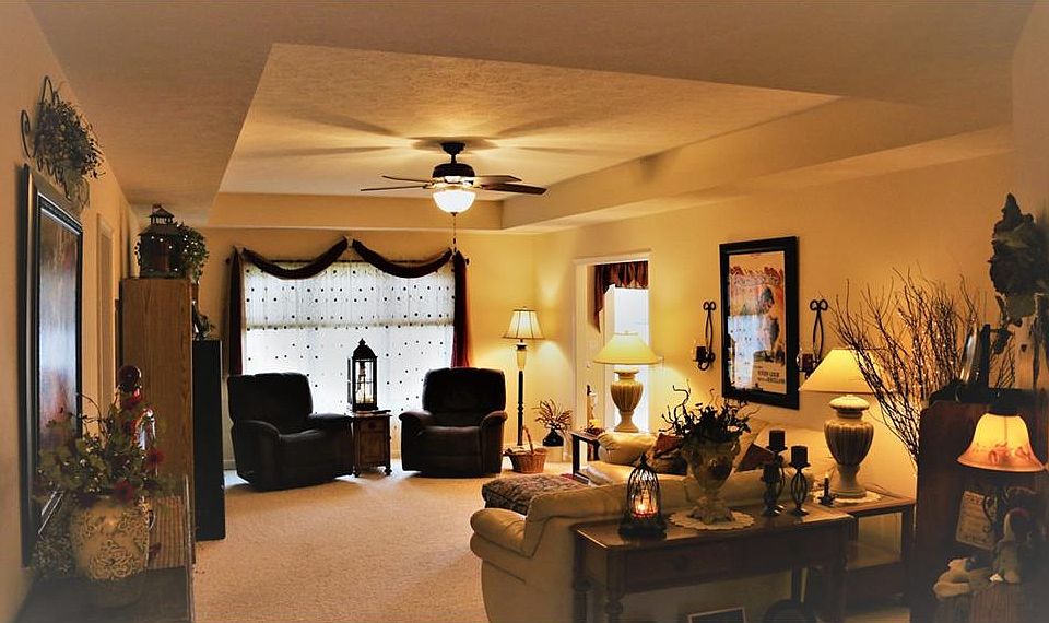 1st image of 3119 Glenview Dr #8