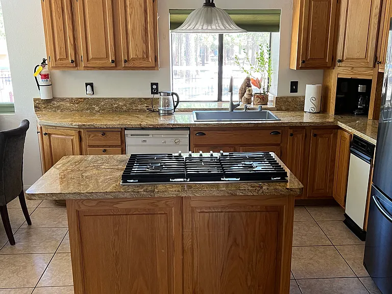 39900 Lakeview Dr — Photo 8