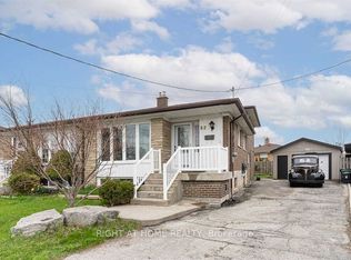 52 Goldsboro Rd #BASEMENT, Toronto, ON M9L1A7