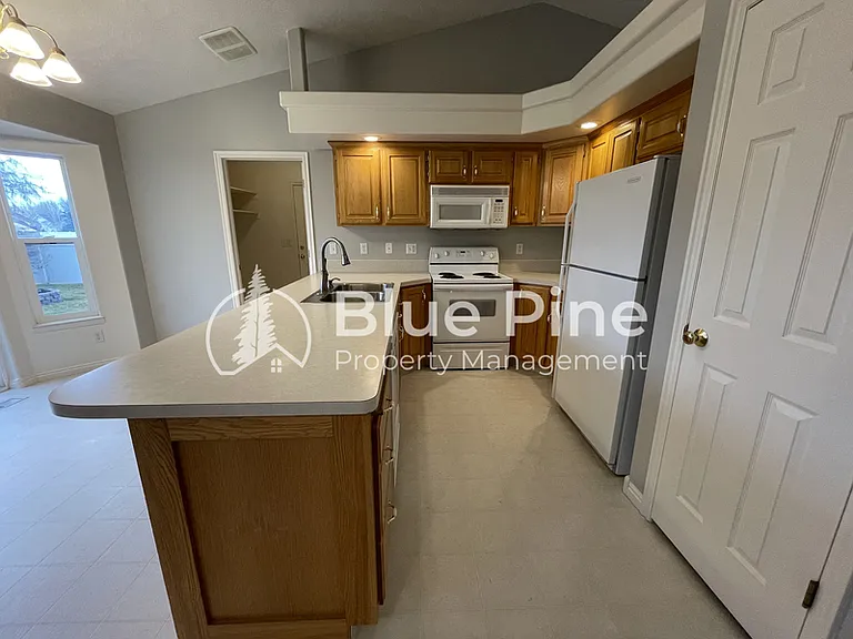 3863 Ridgeview Cir — Photo 7