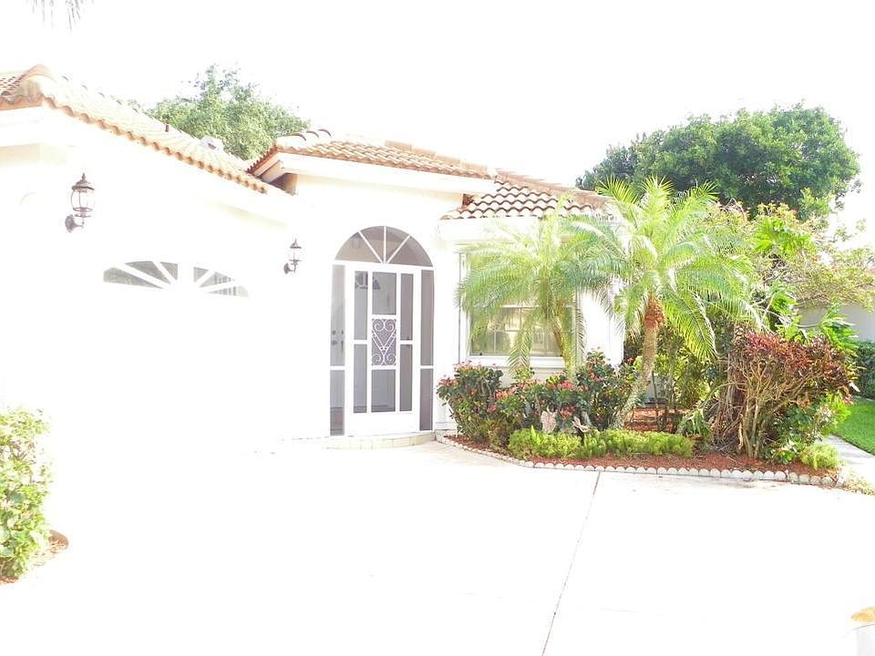 1st image of 6076 Bay Isles Dr