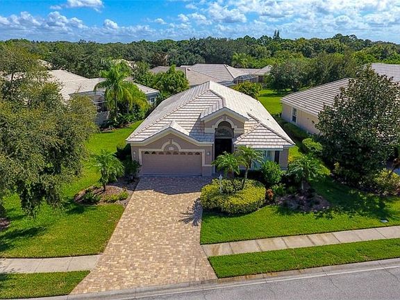 4th image of 8419 Idlewood Ct