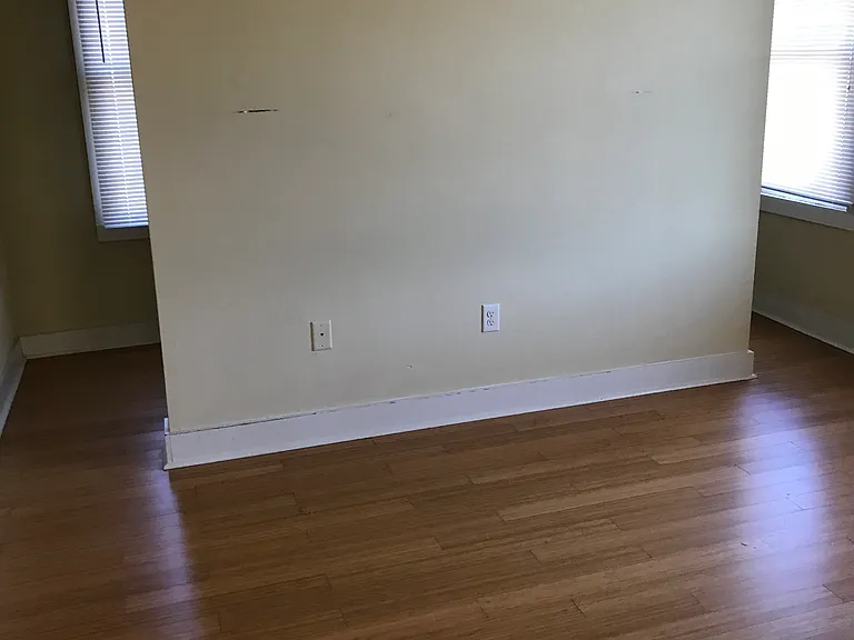 1000 Kavanaugh Blvd #4 — Photo 5