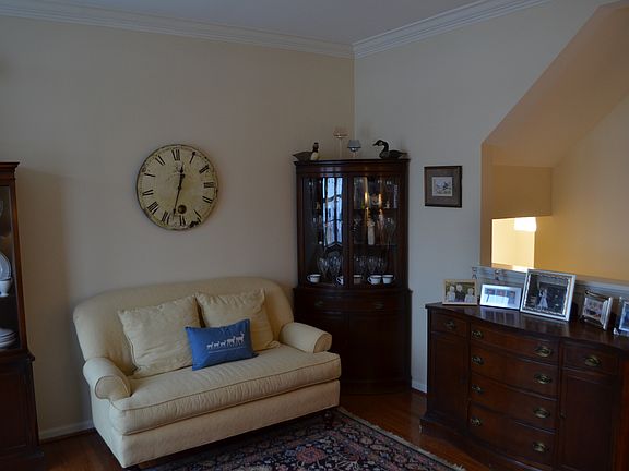 4th image of 6039 Ivy League Dr