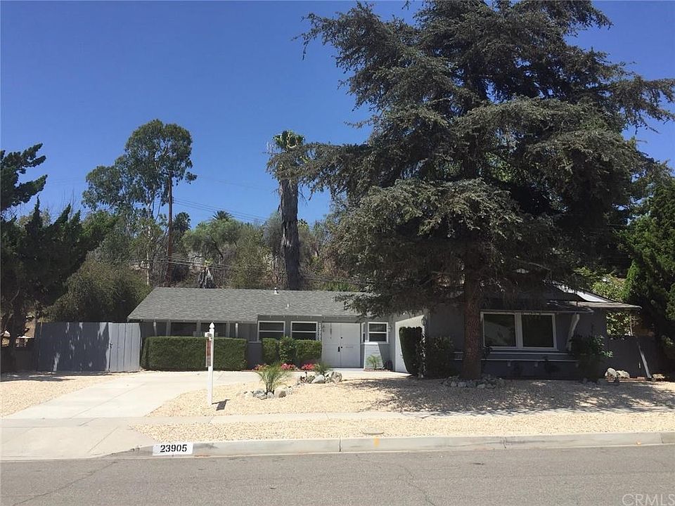 1st image of 23905 Palomino Dr