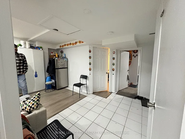161 Ponymeadow Ter #BASEMENT — Photo 4