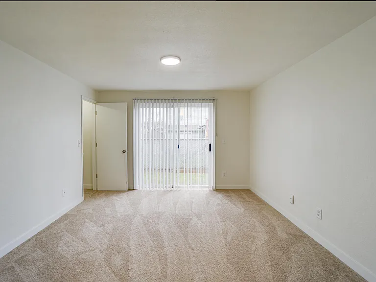 Park Crest Townhomes — Photo 41