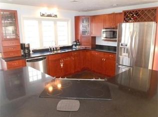 7 Cranton Ave, Groveland, MA 01834