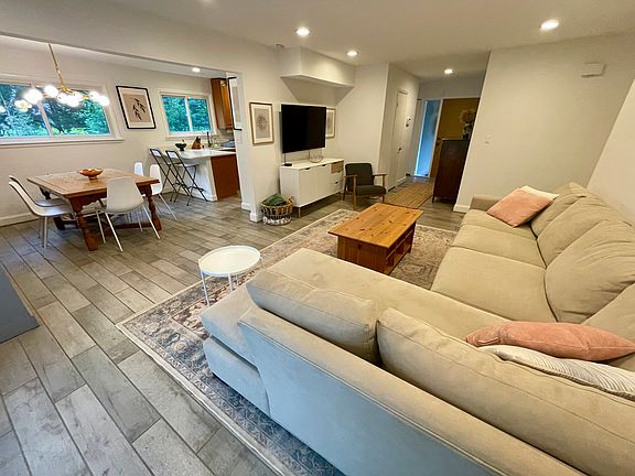 Living Room / Dining Room