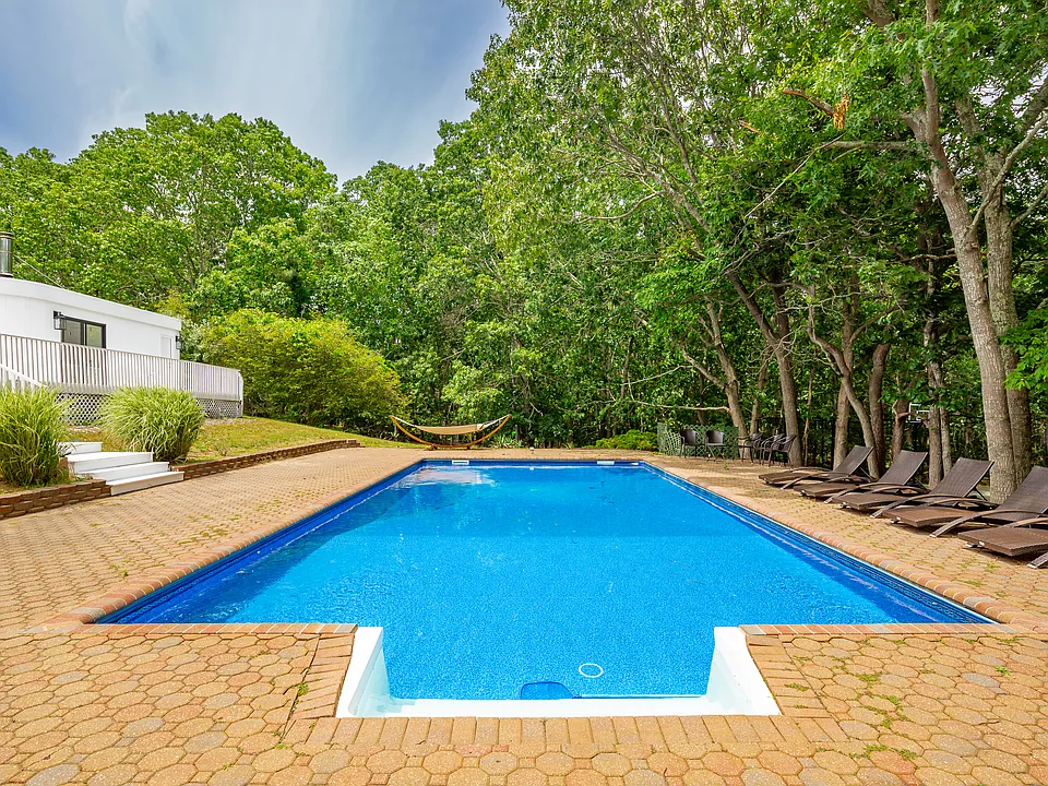 404 Water Mill Towd Rd