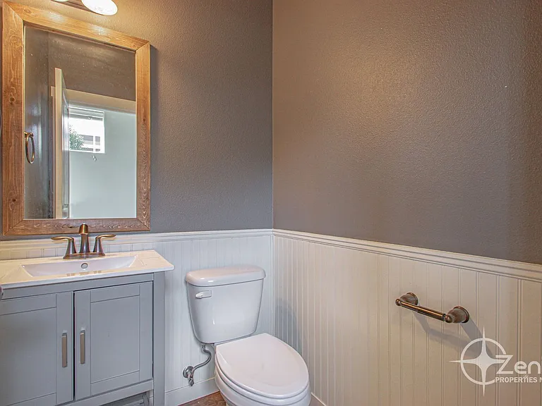 188 N 41st Pl — Photo 12