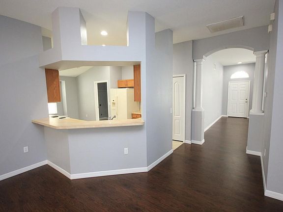 3rd image of 18430 Red Willow Way