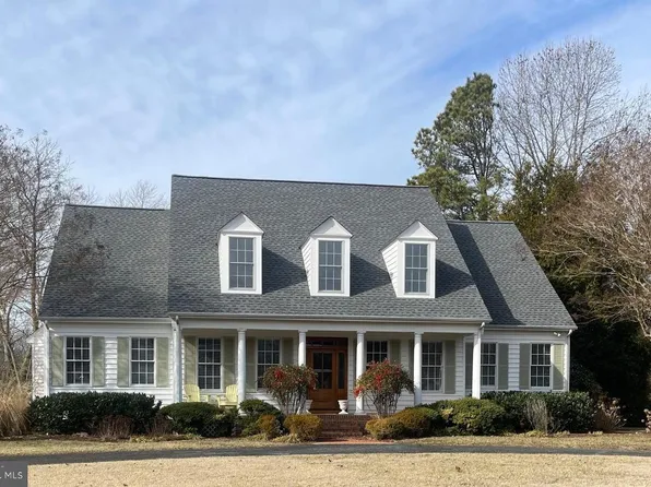 25333 Fairway Dr, Quantico, MD 21856