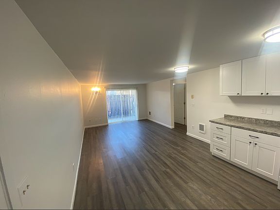2nd image of 310 E 17th Ave #7