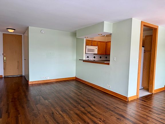 4th image of 655 W Irving Park Rd APT 1115