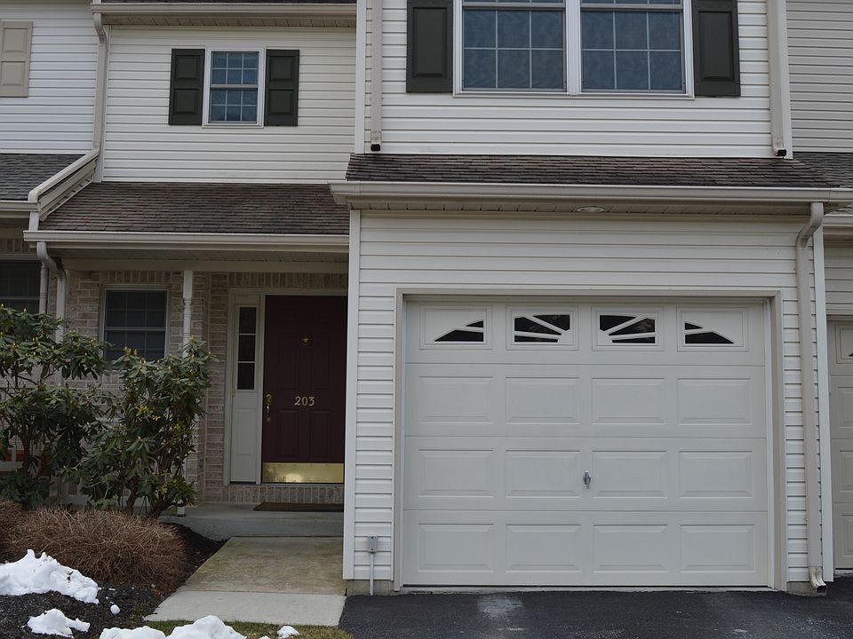 Front View - 203 Silver Leaf