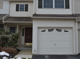 203 Silver Leaf Rdg, Harrisburg, PA 17110
