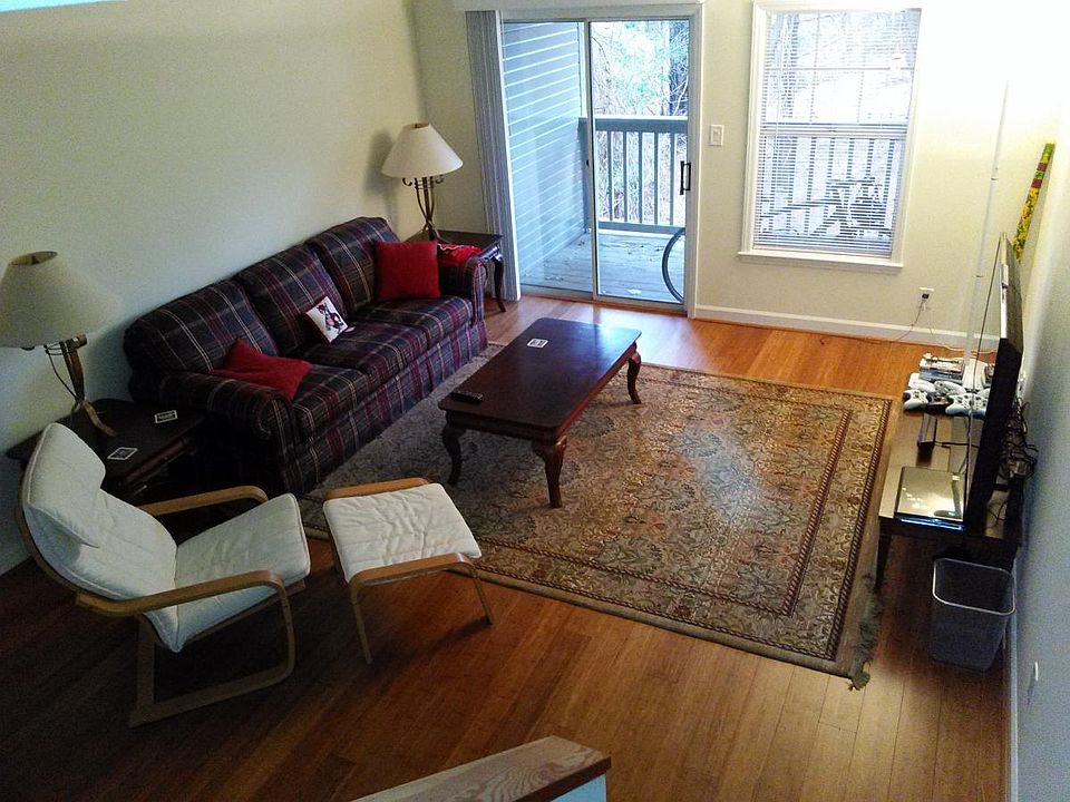 Spacious Livingroom