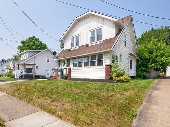 3rd image of 2674 6th St