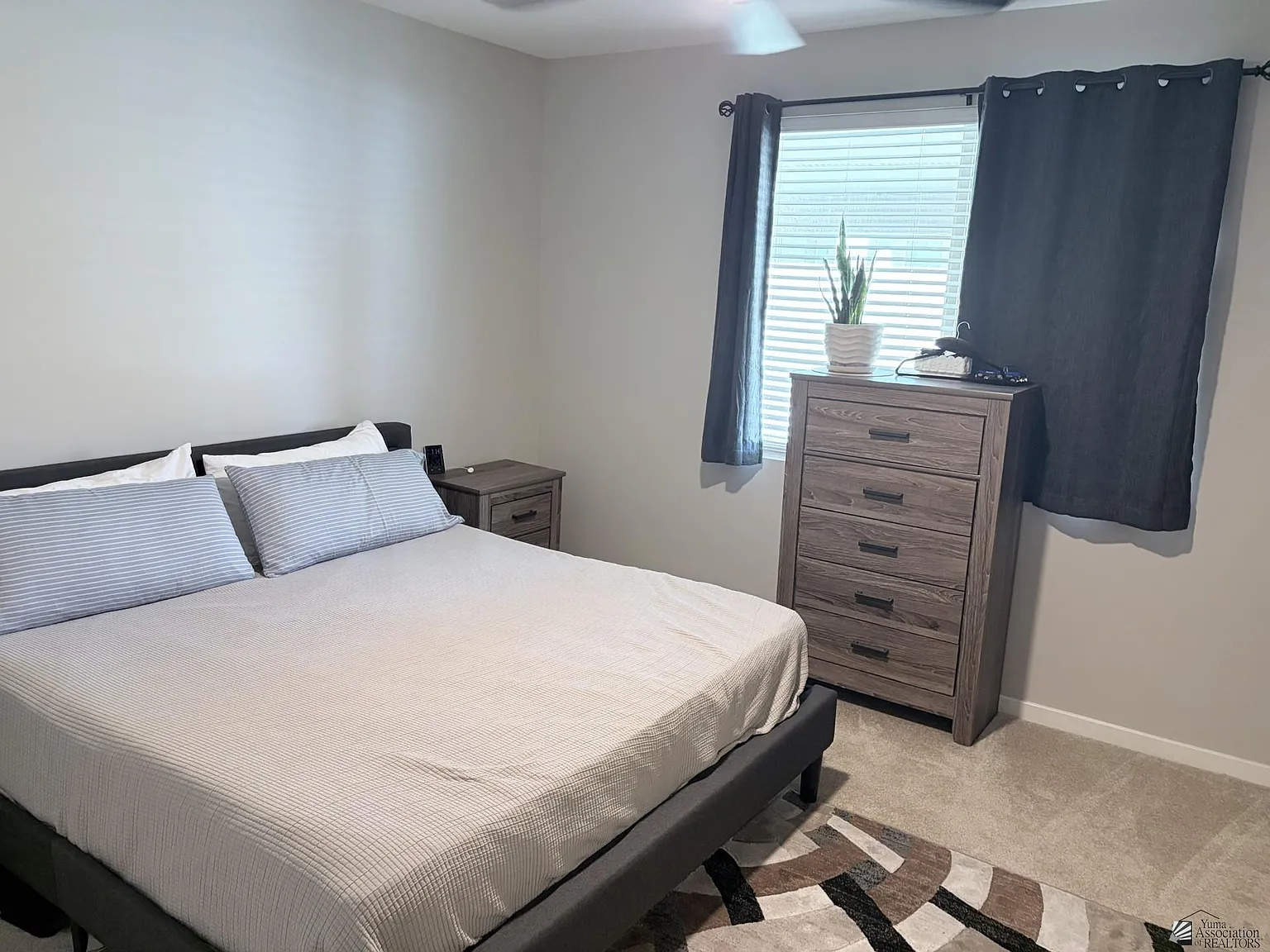 4 bed, 2.0 bath, 1589 sqft, $2,495 — Photo 4