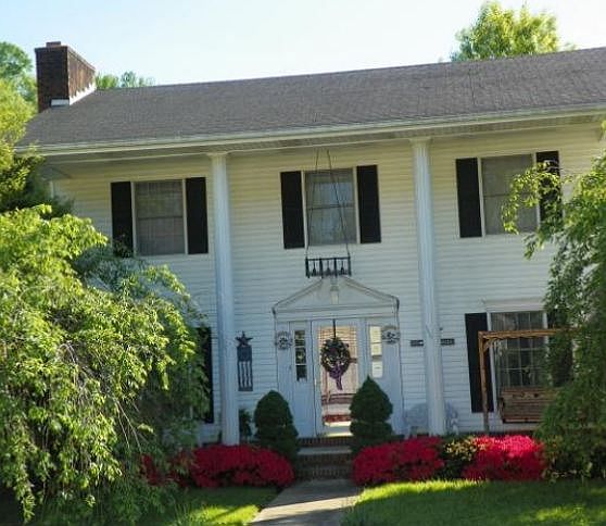 2nd image of 76 Mason St