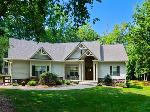 1700 Gallup Rd, Chapel Hill, NC 27517